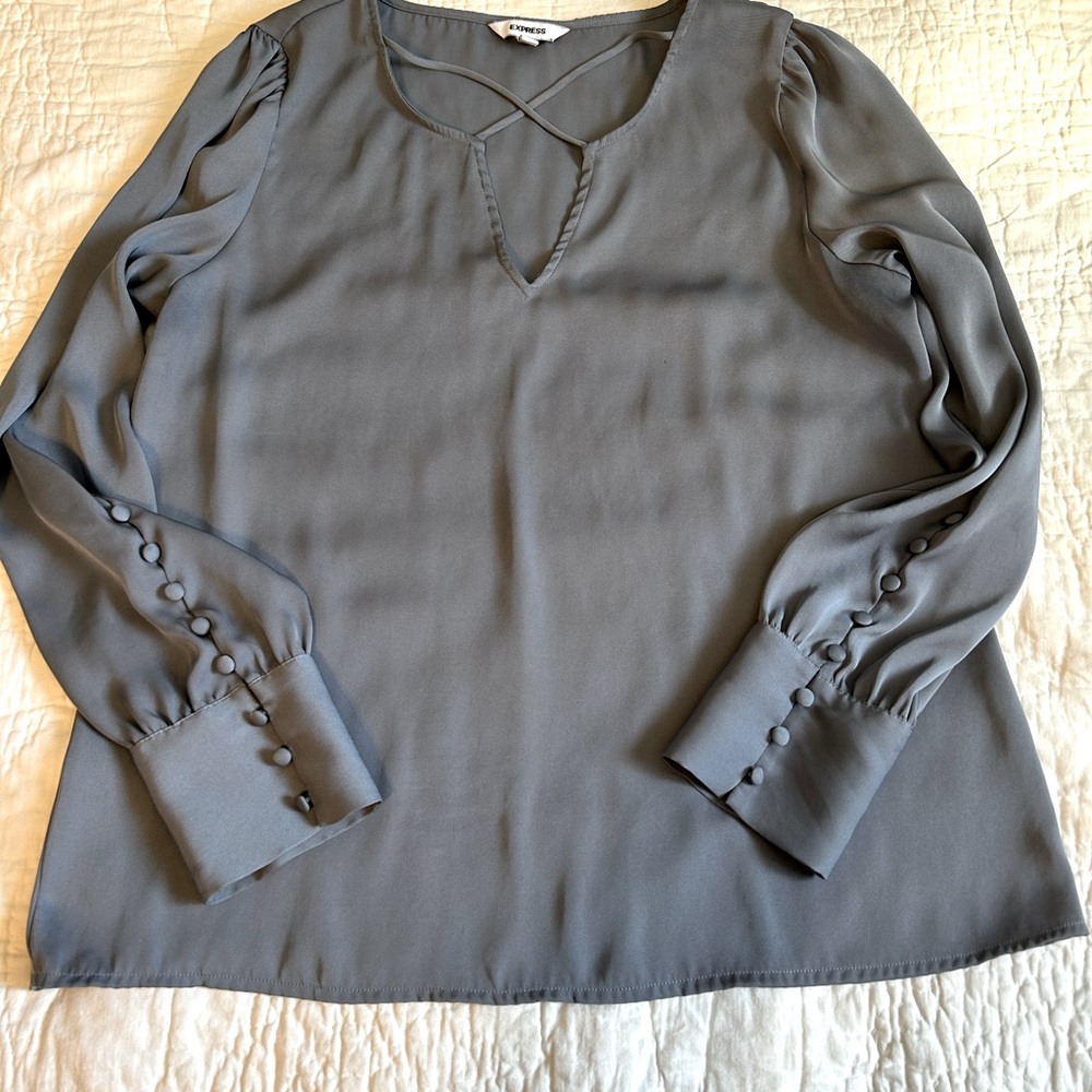 EXPRESS SILK SILVER GREY BLOUSE MRDIUM